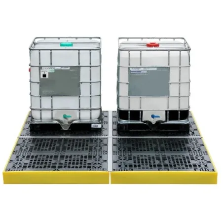 Set of low-profile spill containment pallets with grating for 4 IBCs