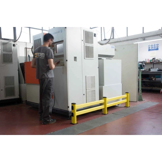 Flexible SM barrier for rack protection, 400 x 1100 mm