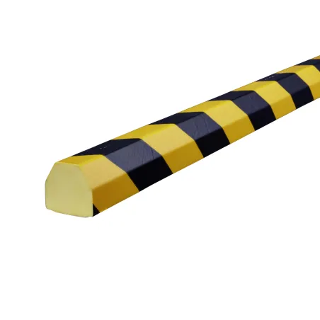Black-yellow CC type profile 1 m surface protection
