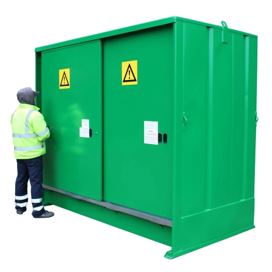Uninsulated container for storing 8 barrels