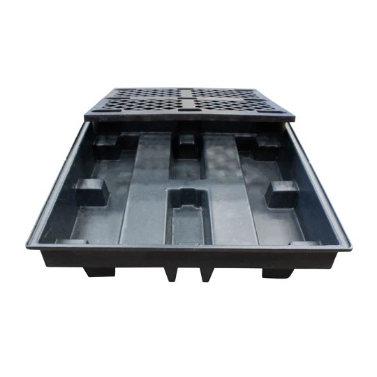 Containment tray with grating for 4 drums, black