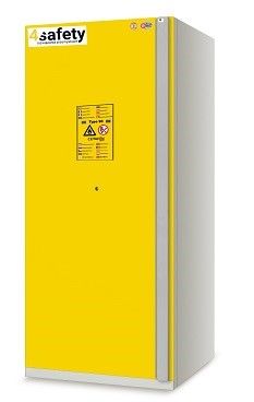 Szafa ognioodporna BASIC rozmiar L 90 min 900 x 600 x 1950 mm, klamka prawa Szafa ognioodporna BASIC rozmiar L 90 min 900 x 600 x 1950 mm, klamka prawa
