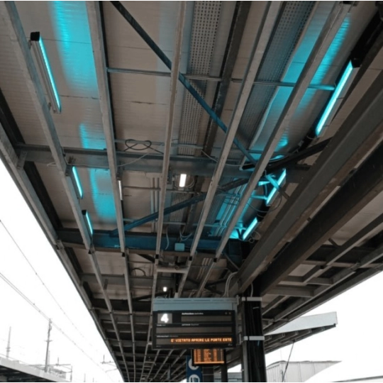 Projektor LED LINEAR-FLY odstraszający ptaki migotanie linniowe 35W