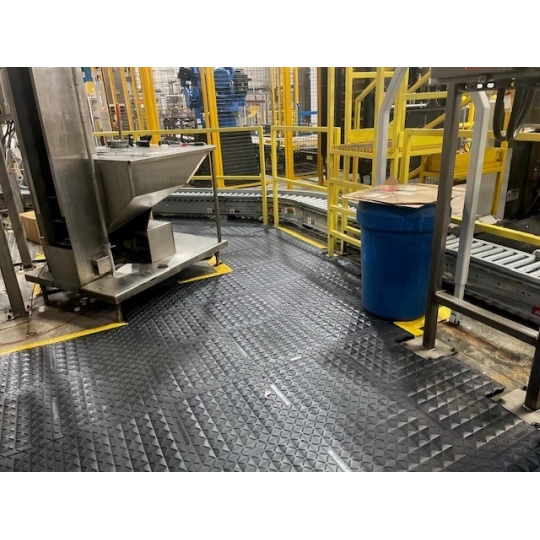 Modular antibacterial, anti-fatigue mat, 4safety, H8, 46 x 46 cm, black