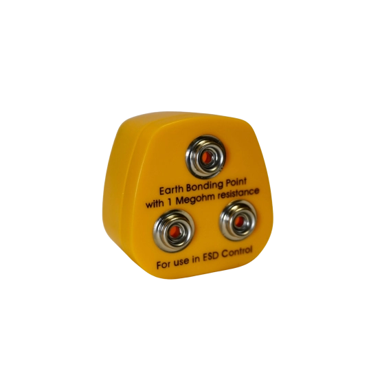 ESD grounding plug
